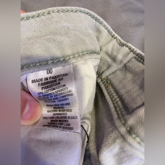 Aeropostale Jean Shorts - Picture 3 of 3